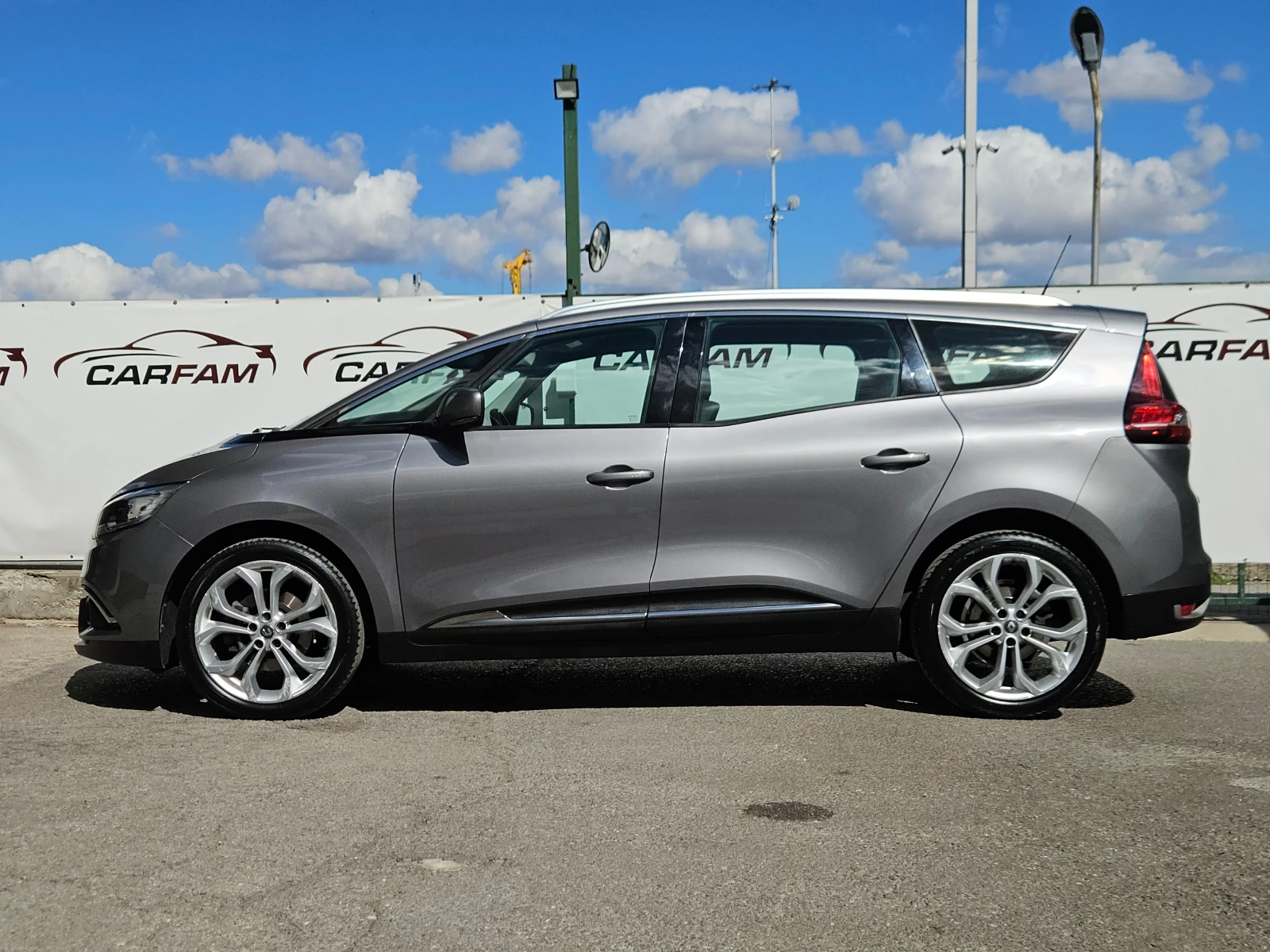 Renault Grand scenic 1.5DCI/BUSINESS/6ск./7м/LED/NAVI/БЛУТУТ/EU6/ТОП, снимка 6 - Автомобили и джипове - 56210553