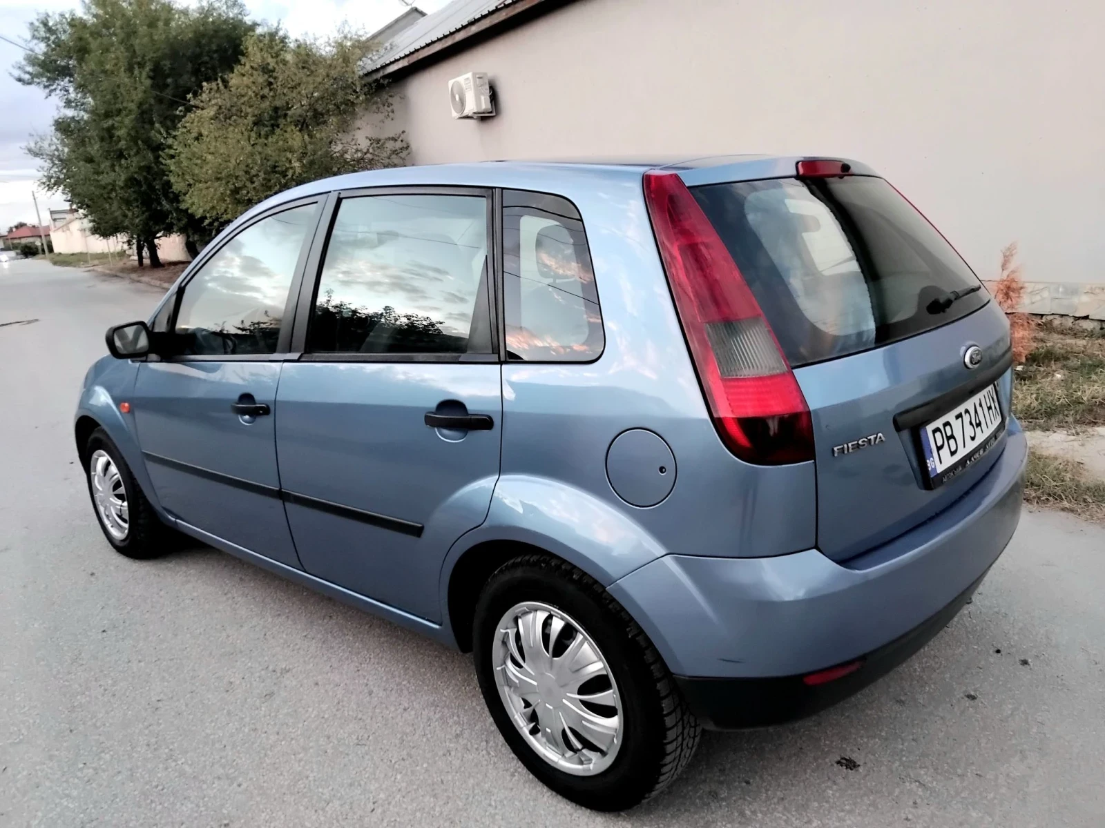 Ford Fiesta 1.3i.75k.ВЕРИГА+ КЛИМА 