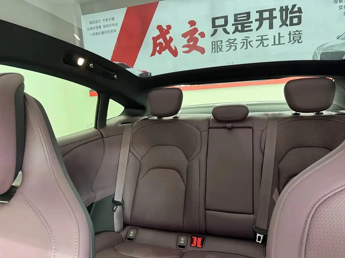 Xiaomi SU7, снимка 14 - Автомобили и джипове - 56683312