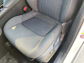 Toyota C-HR 1.8 Hibrid Lounge 150000km Originalni, снимка 8