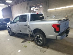 Ford F150 Yes 4x4 w/Rear Wheel Drv, снимка 2