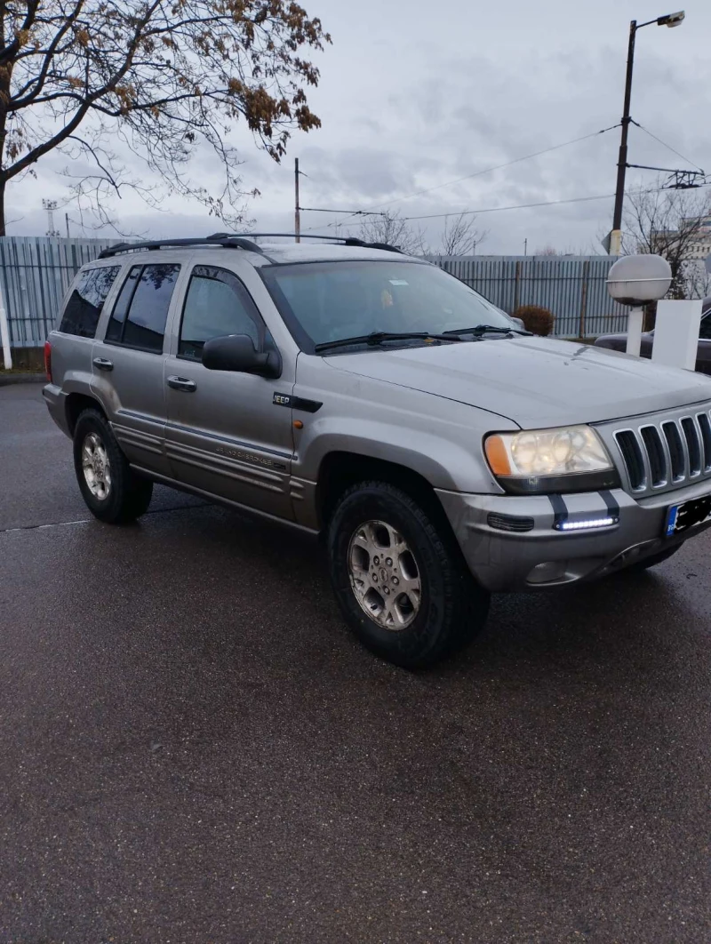 Jeep Cherokee, снимка 2 - Автомобили и джипове - 47890024