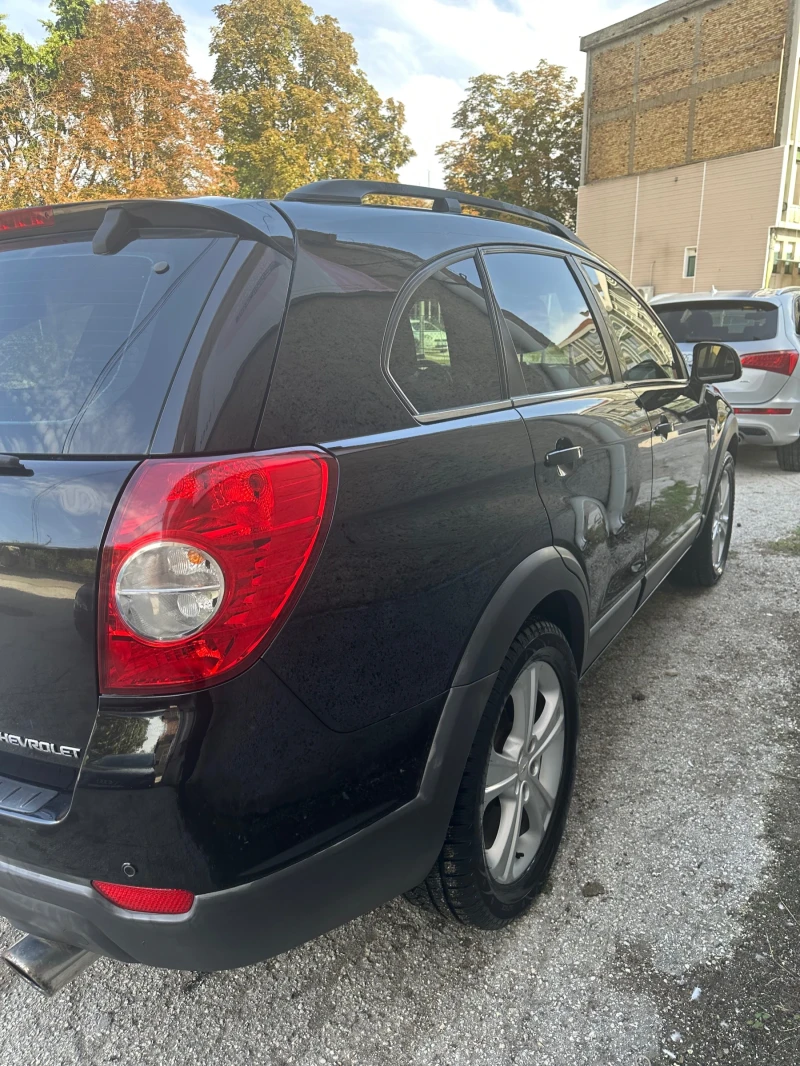 Chevrolet Captiva, снимка 6 - Автомобили и джипове - 47542920