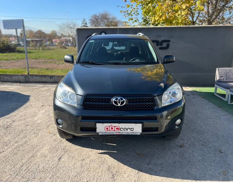 Toyota Rav4 2.0VVT-i 16v Automatic , снимка 3 - Автомобили и джипове - 47892067