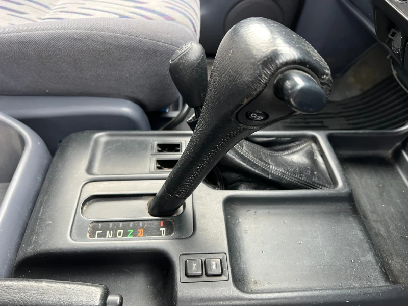 Toyota Land cruiser COLORADO , снимка 9 - Автомобили и джипове - 52356365