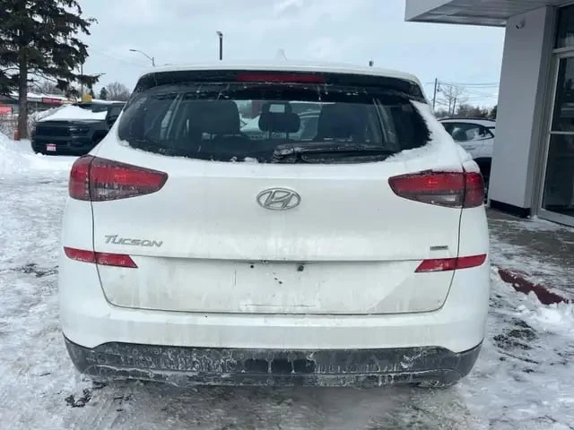 Hyundai Tucson Essential / AWD / ПОДГРЕВИ / ФИКСИРАНА ЦЕНА ДО БГ - изображение 5