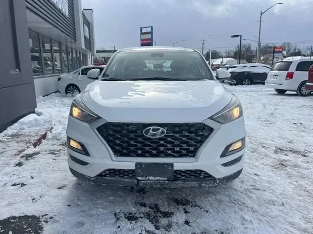 Hyundai Tucson Essential / AWD / ПОДГРЕВИ / ФИКСИРАНА ЦЕНА ДО БГ - изображение 2