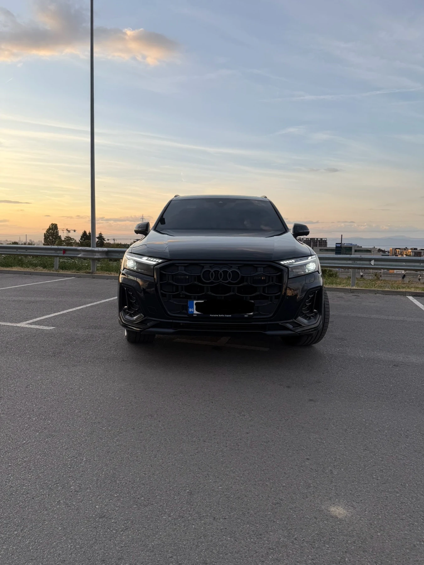 Audi Q7 50 TDI  - изображение 2