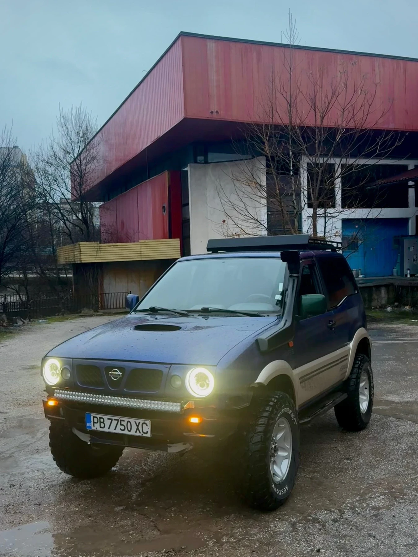 Nissan Terrano  - изображение 6