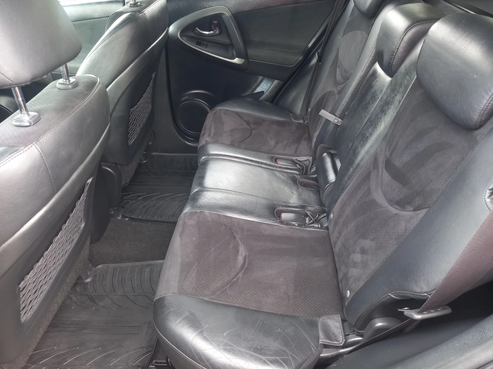 Toyota Rav4 2.2D4D 150k.c. 4x4 кожа навигация - изображение 6