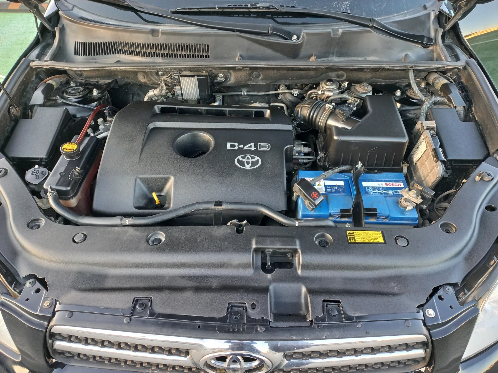 Toyota Rav4 2.2dizel d4d, снимка 9 - Автомобили и джипове - 53786401