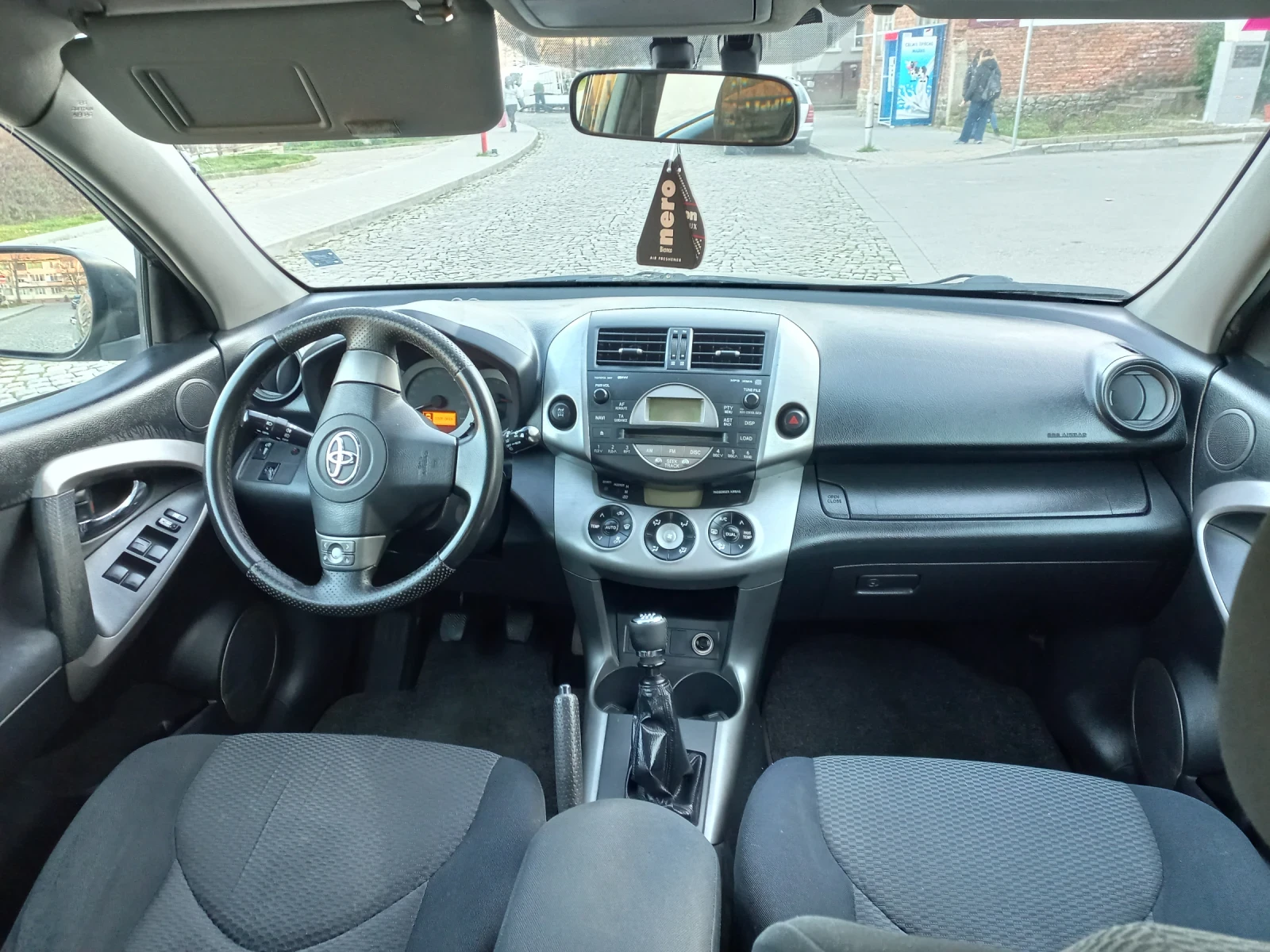 Toyota Rav4 2.2dizel d4d, снимка 11 - Автомобили и джипове - 53786401