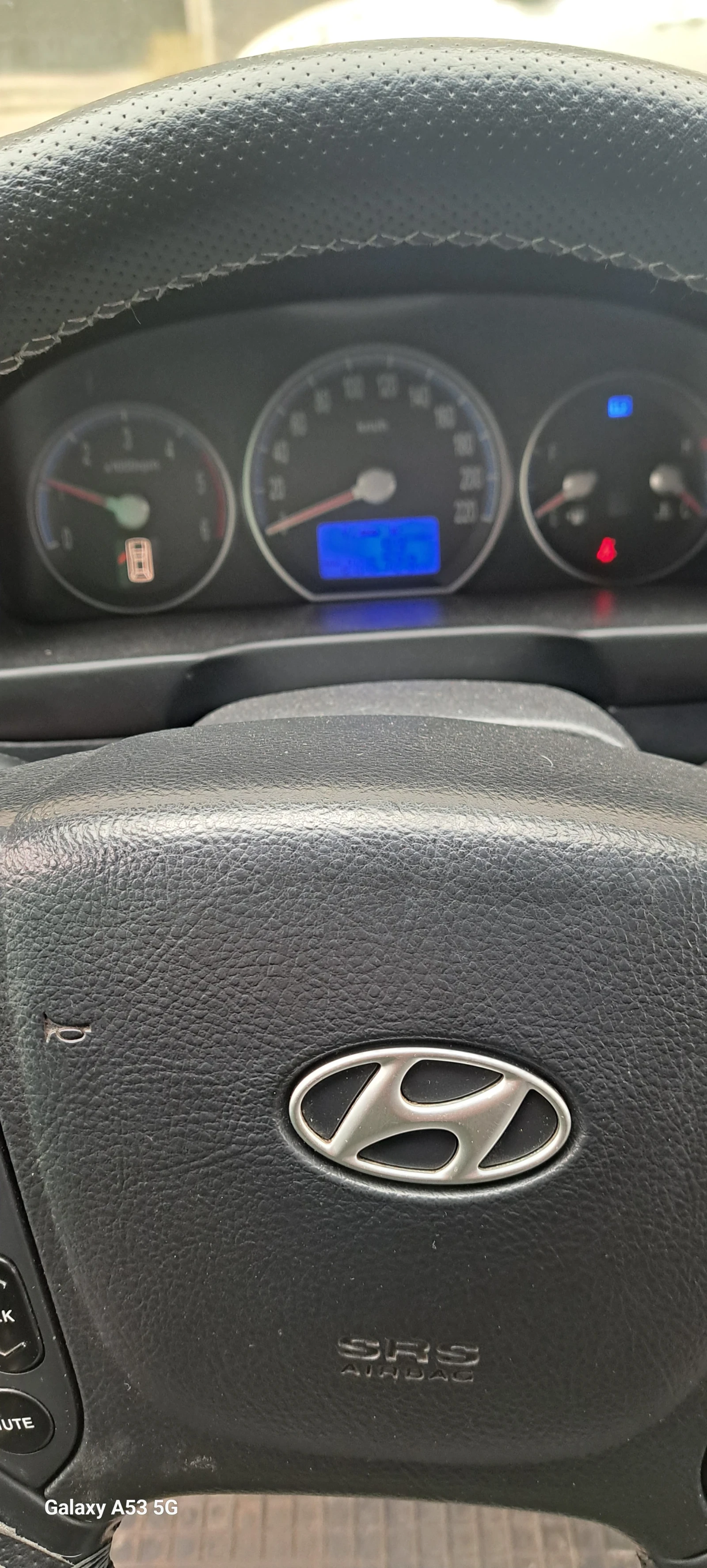 Hyundai Santa fe, снимка 6 - Автомобили и джипове - 53885917