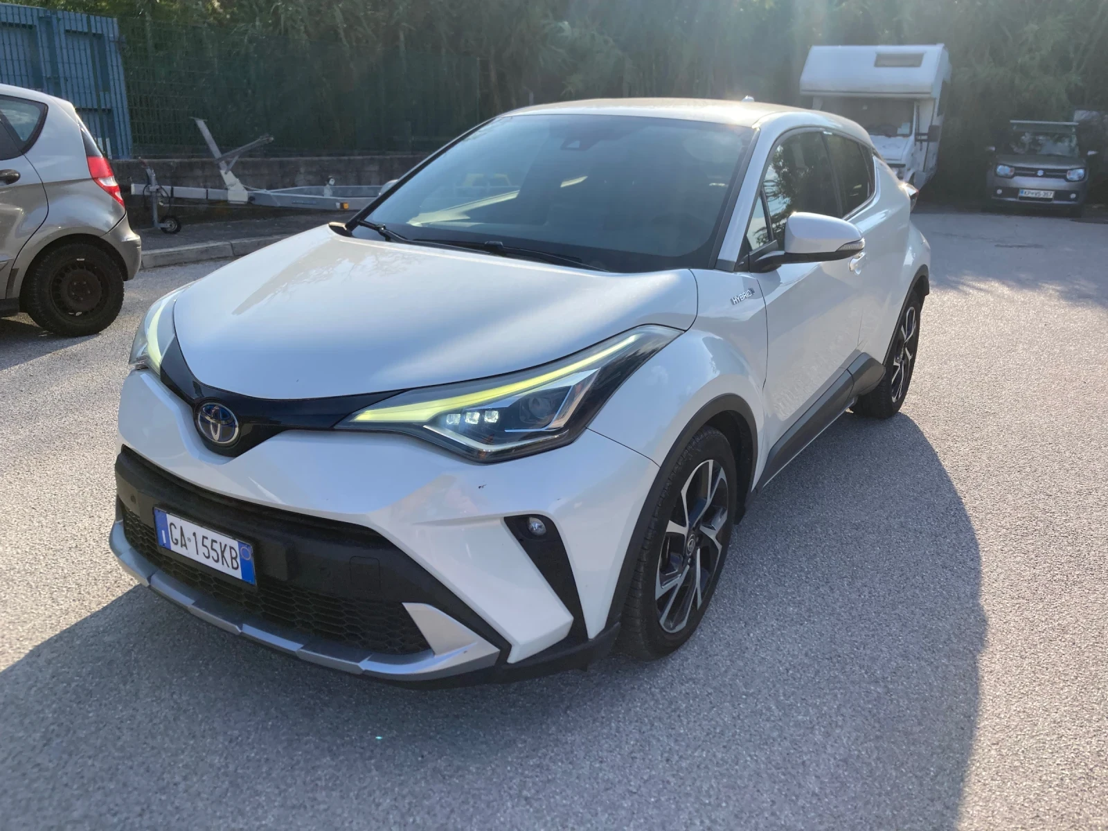Toyota C-HR 1.8 Hibrid Lounge 150000km Originalni