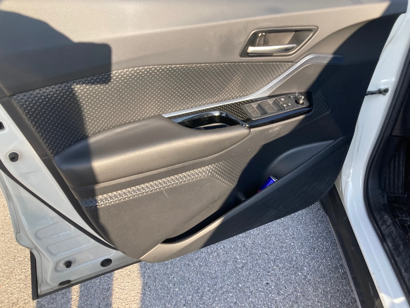 Toyota C-HR 1.8 Hibrid Lounge 150000km Originalni, снимка 7 - Автомобили и джипове - 55927131