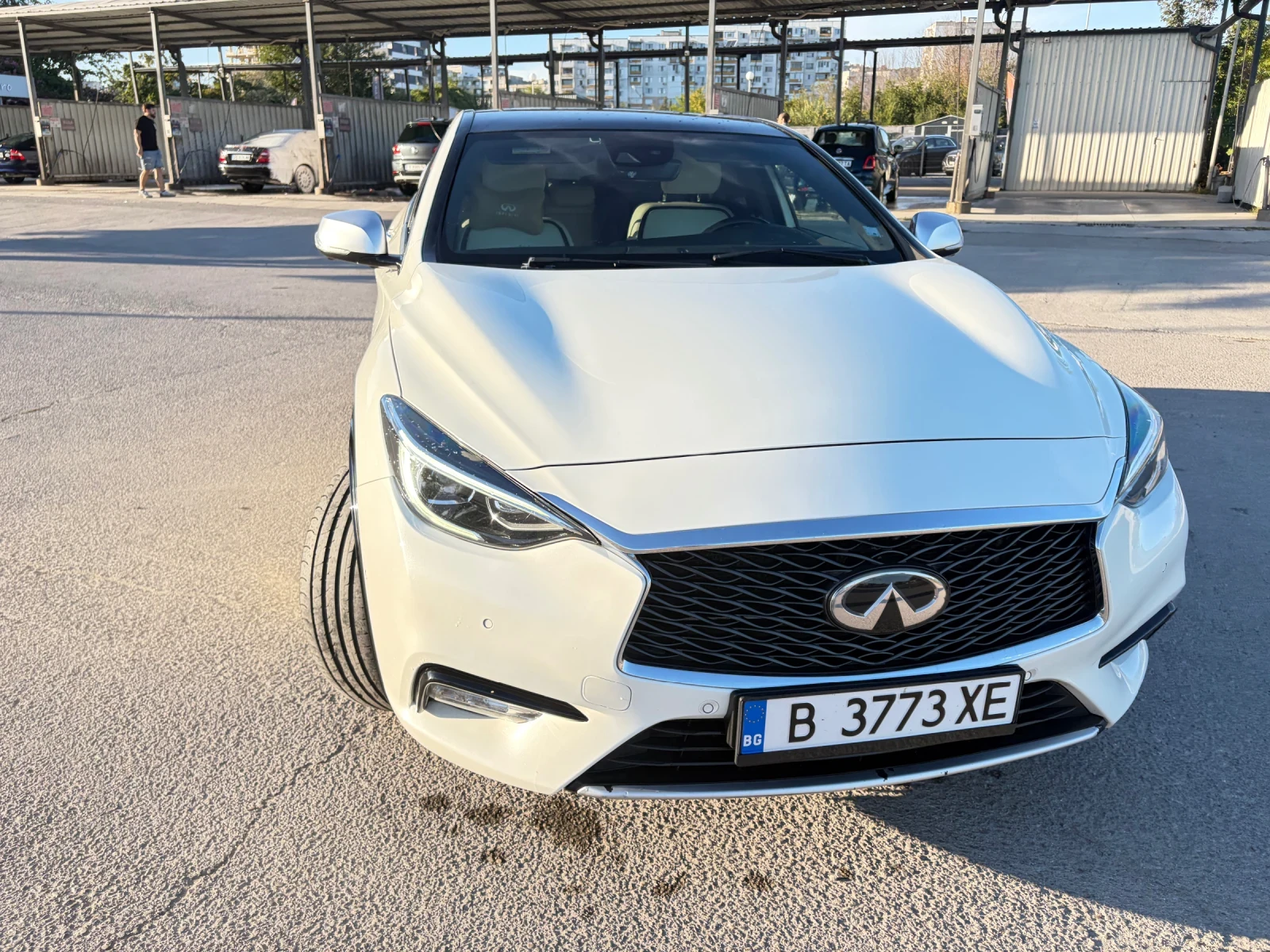 Infiniti Q30 2.2d, снимка 3 - Автомобили и джипове - 55993312