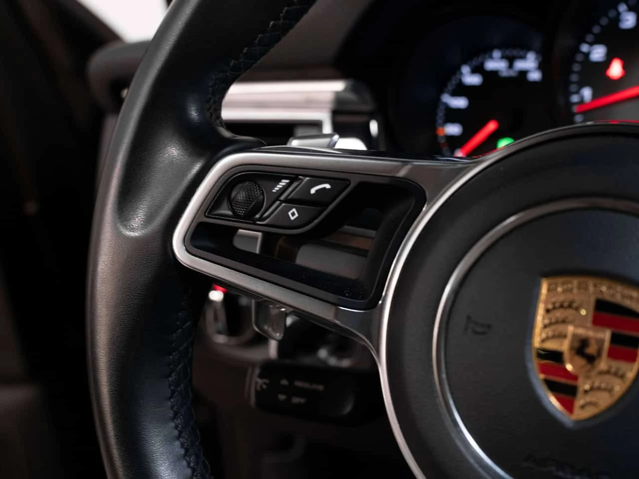 Porsche Macan  S | PREMIUM PLUS | 21 IN * CARFAX * , снимка 15 - Автомобили и джипове - 56715206