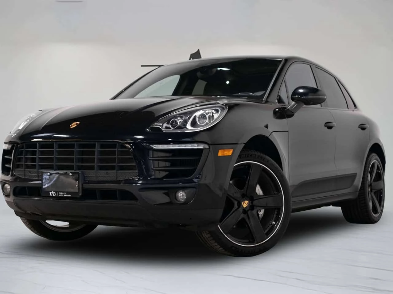 Porsche Macan  S | PREMIUM PLUS | 21 IN * CARFAX * , снимка 3 - Автомобили и джипове - 56715206