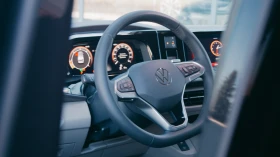 VW Multivan 2.0 TDI BULLI ЛИЗИНГ, снимка 10