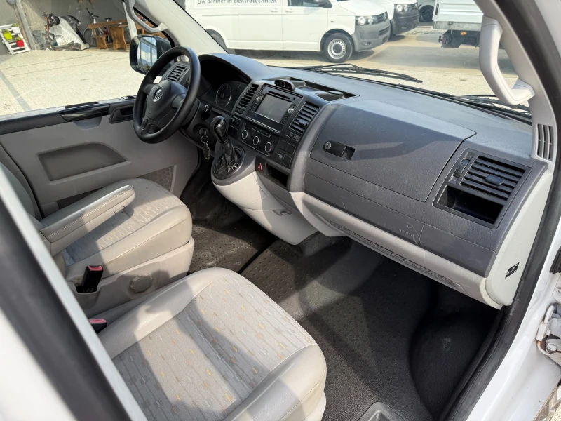 VW T5 2.0TDI 180к.с.  Товаропътнически Long , снимка 11 - Бусове и автобуси - 51286126