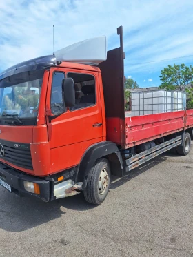  Mercedes-Benz 817