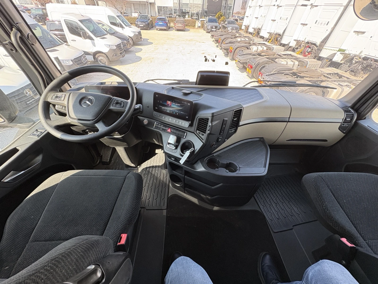 Mercedes-Benz Actros 1845 LS 4x2, снимка 9 - Камиони - 54551600