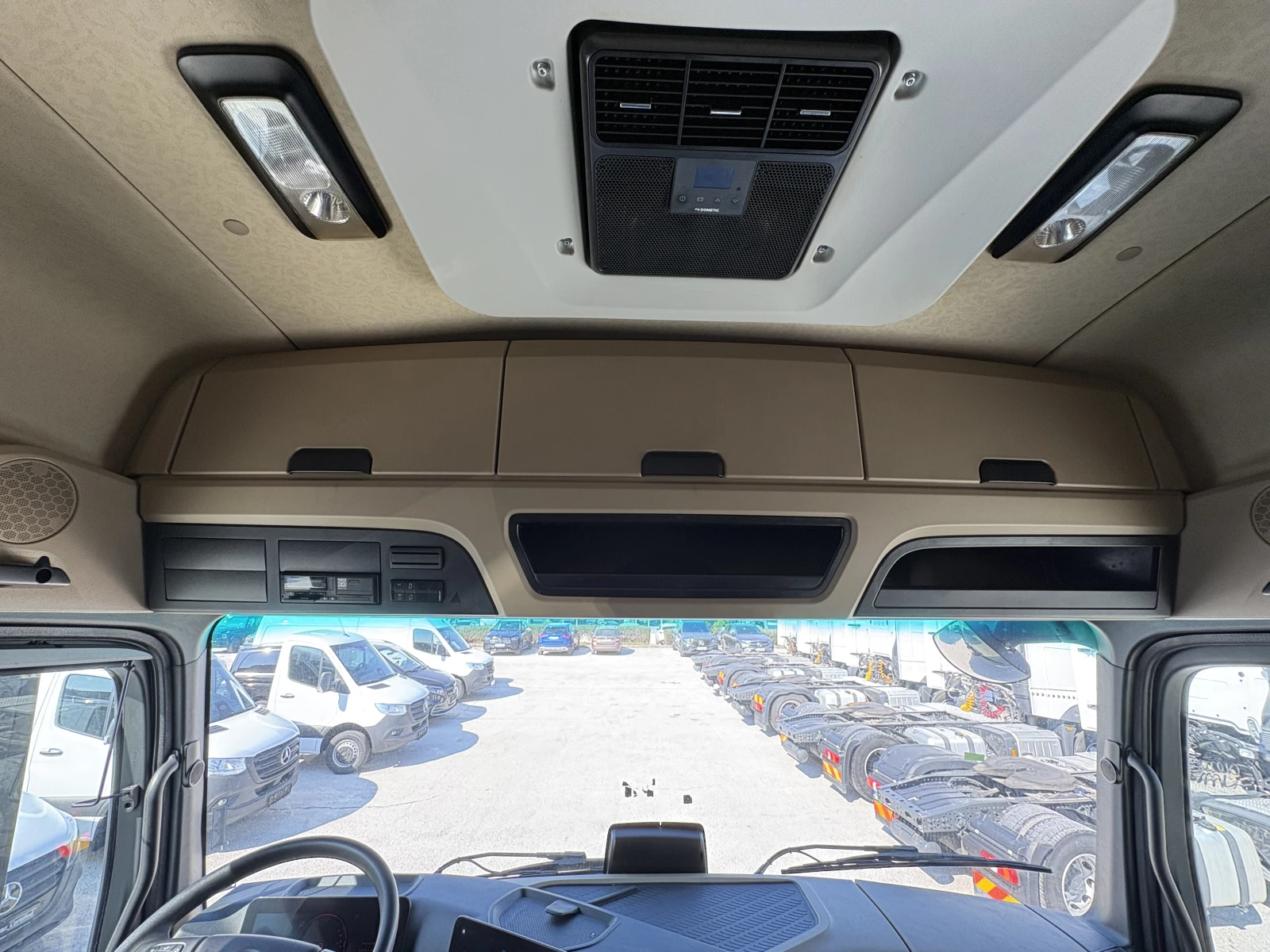 Mercedes-Benz Actros 1845 LS 4x2, снимка 11 - Камиони - 54551600