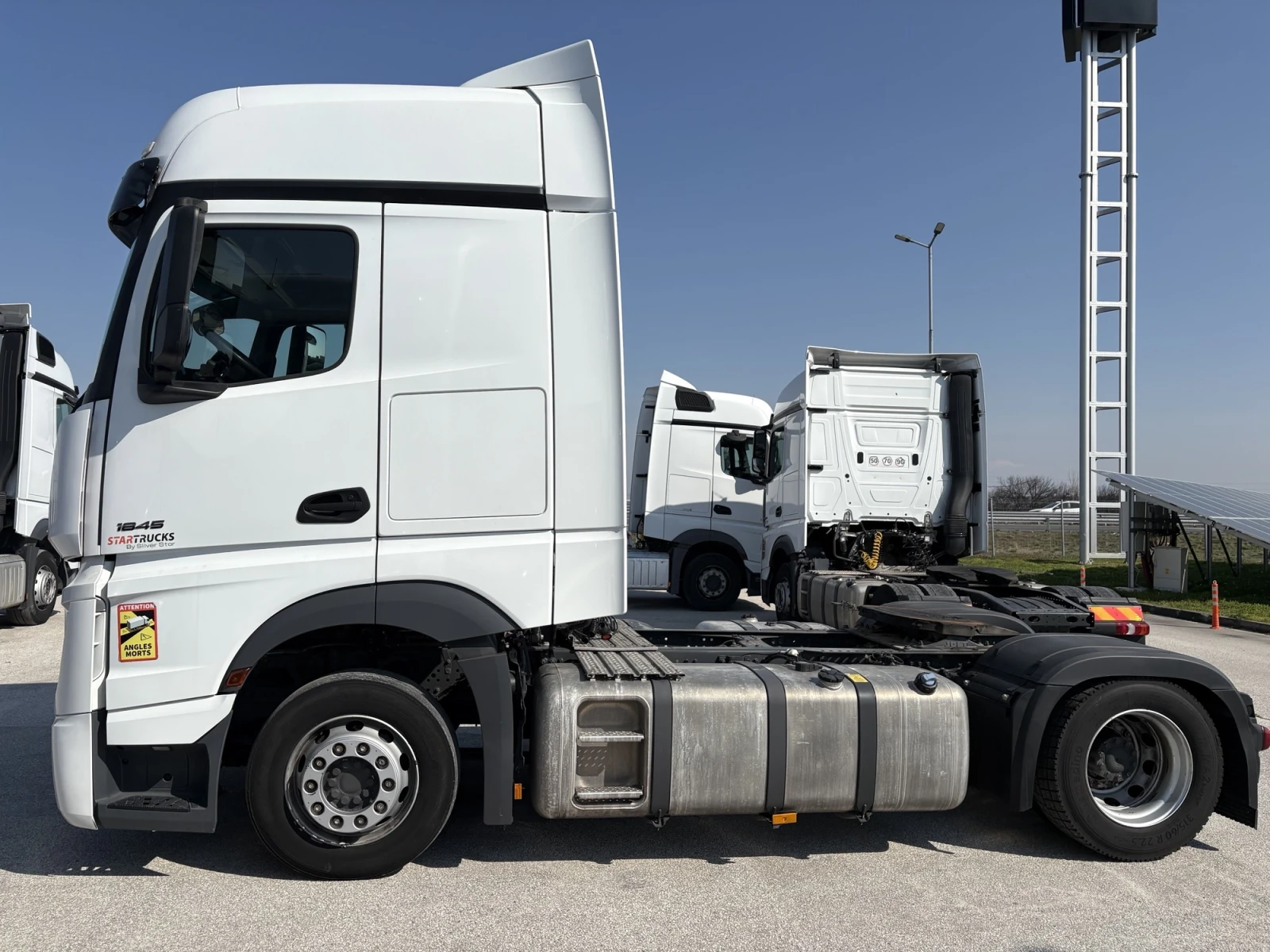 Mercedes-Benz Actros 1845 LS 4x2, снимка 4 - Камиони - 54551600