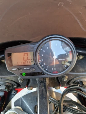 Yamaha YZF-R1 | Mobile.bg    8
