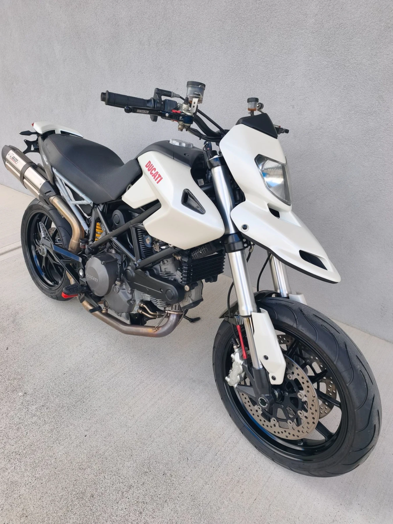 Ducati Hypermotard  2011 година, снимка 10 - Мотоциклети и мототехника - 56261581