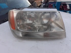 Десен фар за Гранд Чероки 3.1 2000г. , снимка 1