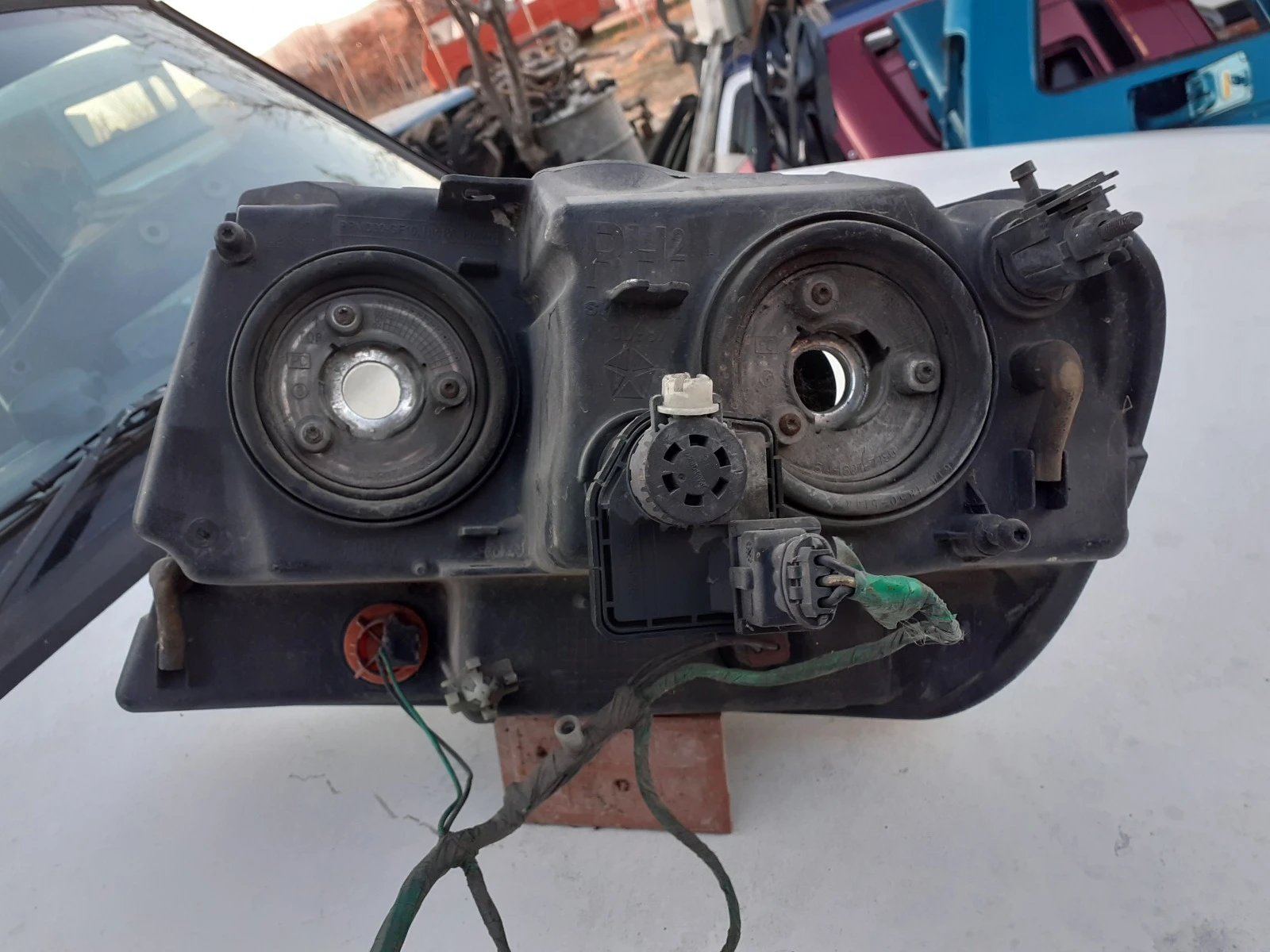      3.1 2000.  | Mobile.bg   2