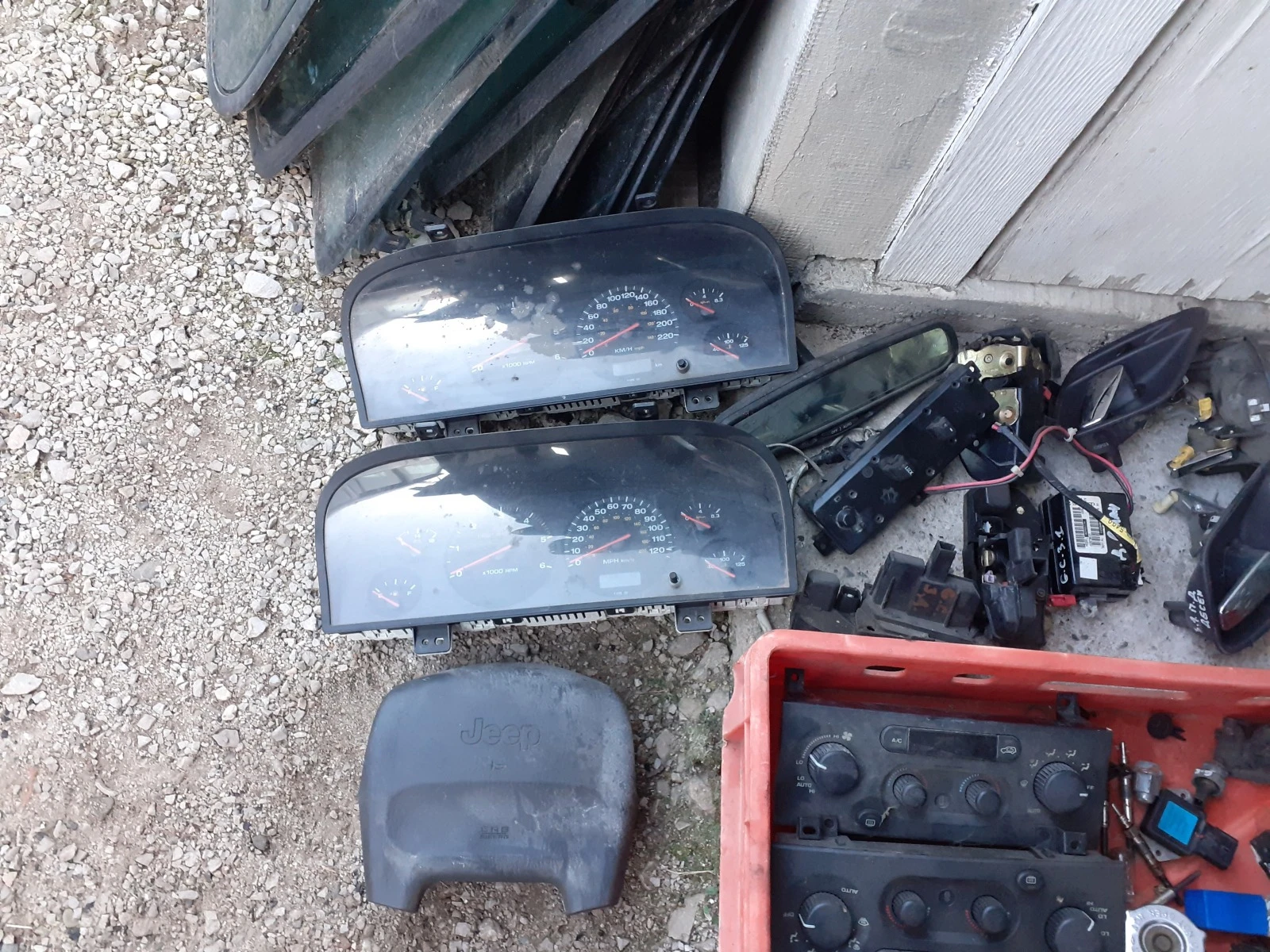      3.1 2000.  | Mobile.bg   9