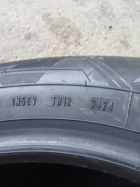 Гуми Зимни 215/65R16, снимка 10
