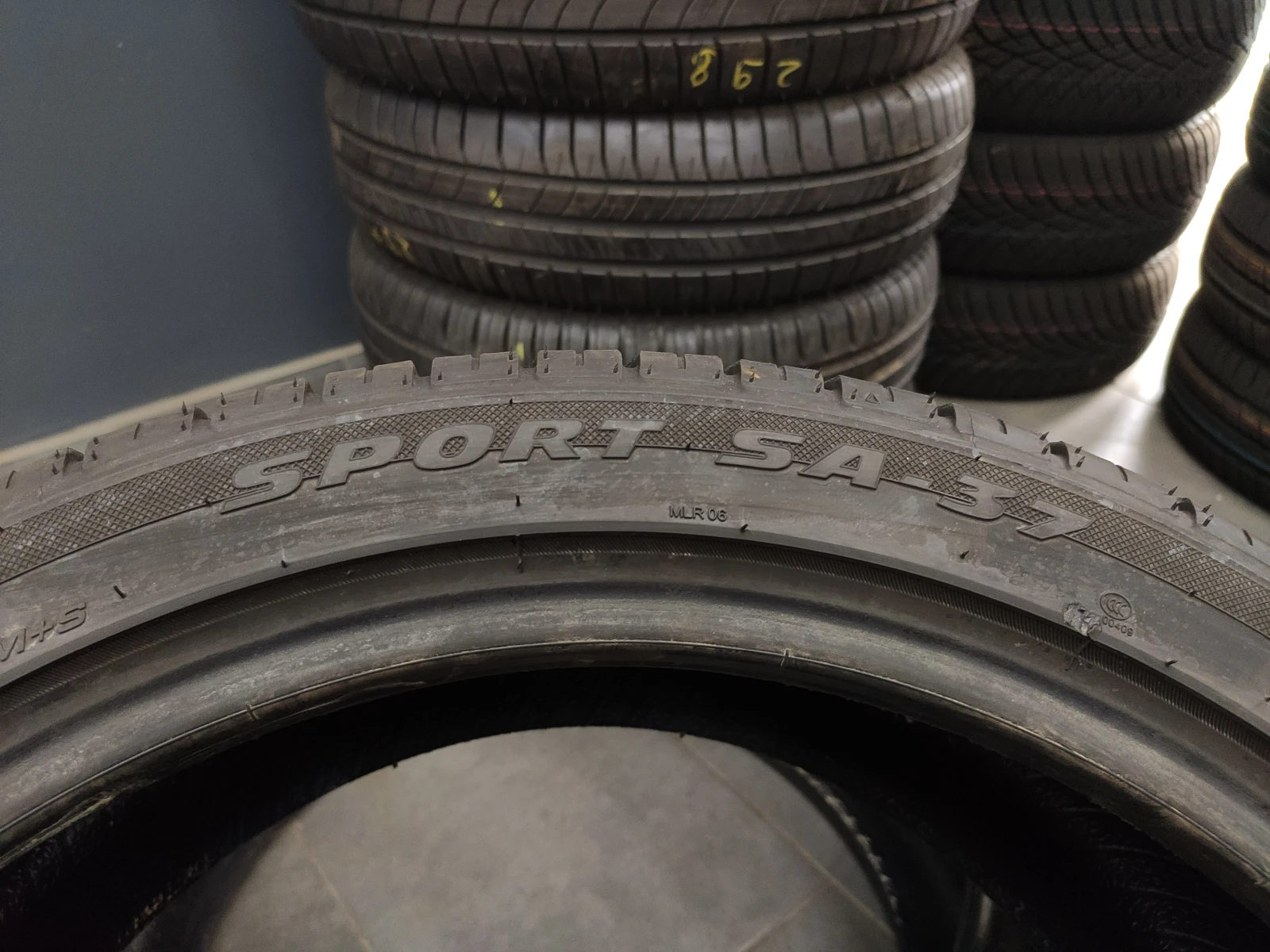  245/40R19 | Mobile.bg   5