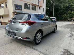 Toyota Auris 1.8i Hybrid/Кожа/Автоматично паркиране, снимка 5