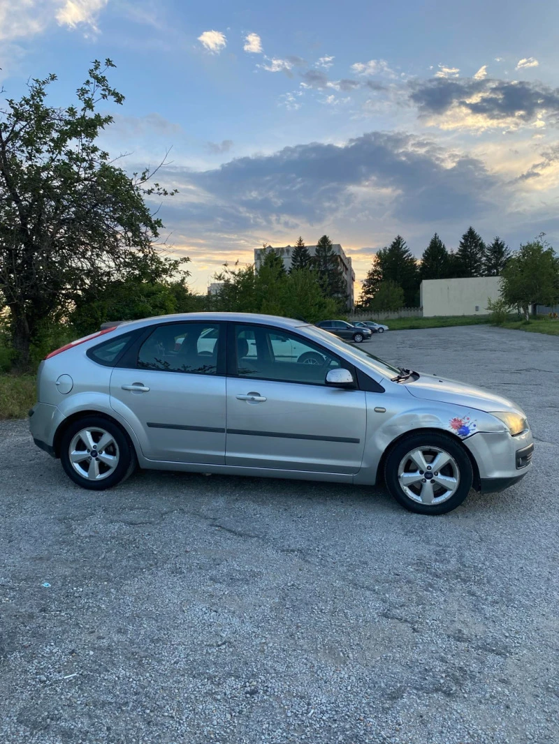 Ford Focus 1.6tdci, снимка 4 - Автомобили и джипове - 47390639