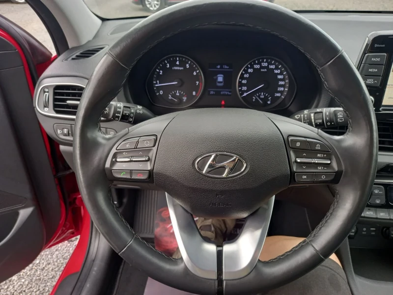 Hyundai I30 1.4  140ps, снимка 14 - Автомобили и джипове - 47299588