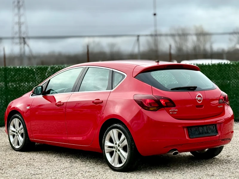 Opel Astra 1.4Turbo* XENON* LED* 160000км!, снимка 7 - Автомобили и джипове - 47611634