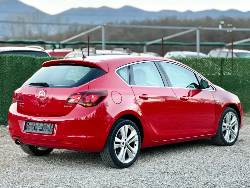 Opel Astra 1.4Turbo* XENON* LED* 160000км!, снимка 7 - Автомобили и джипове - 47611634