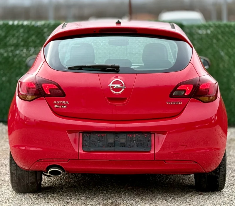 Opel Astra 1.4Turbo* XENON* LED* 160000км!, снимка 6 - Автомобили и джипове - 47611634