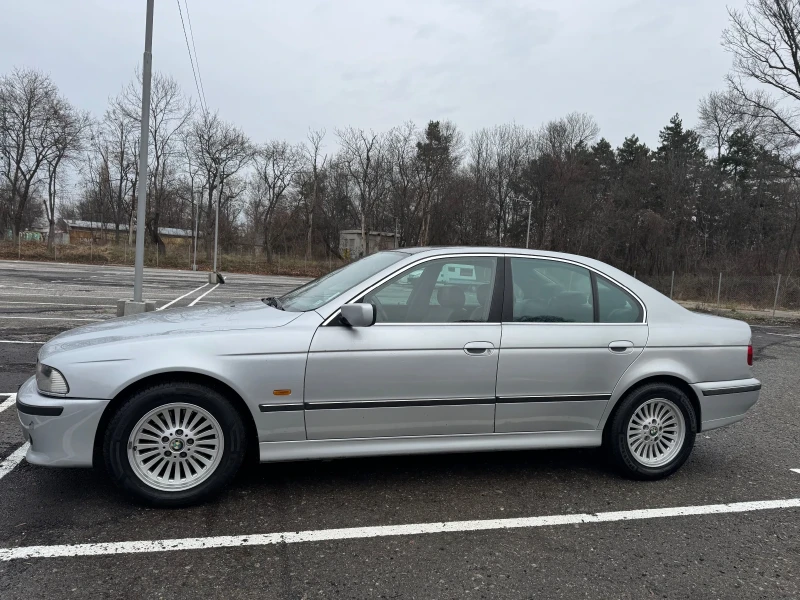 BMW 530, снимка 3 - Автомобили и джипове - 48249469