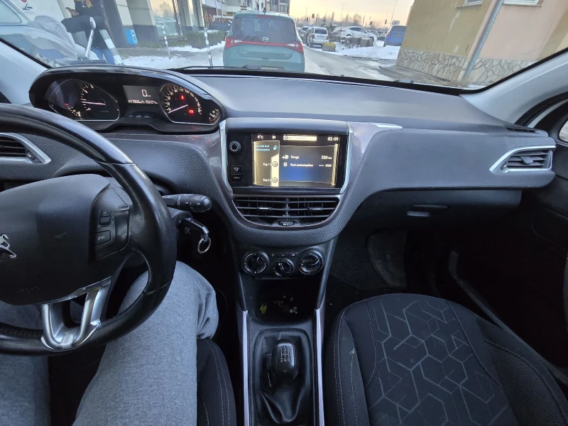 Peugeot 2008, снимка 9 - Автомобили и джипове - 48578339