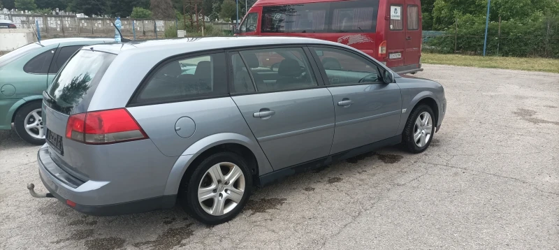Opel Vectra 1.8 122 k.c., снимка 4 - Автомобили и джипове - 51896437