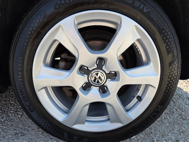 VW Touran 1.9TDI 7места, снимка 16 - Автомобили и джипове - 51405685