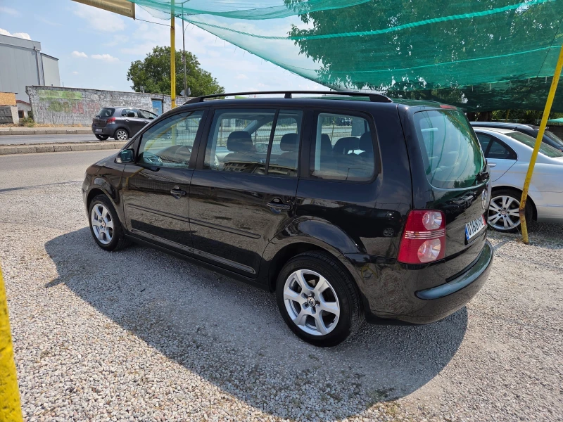VW Touran 1.9TDI 7места, снимка 6 - Автомобили и джипове - 51405685