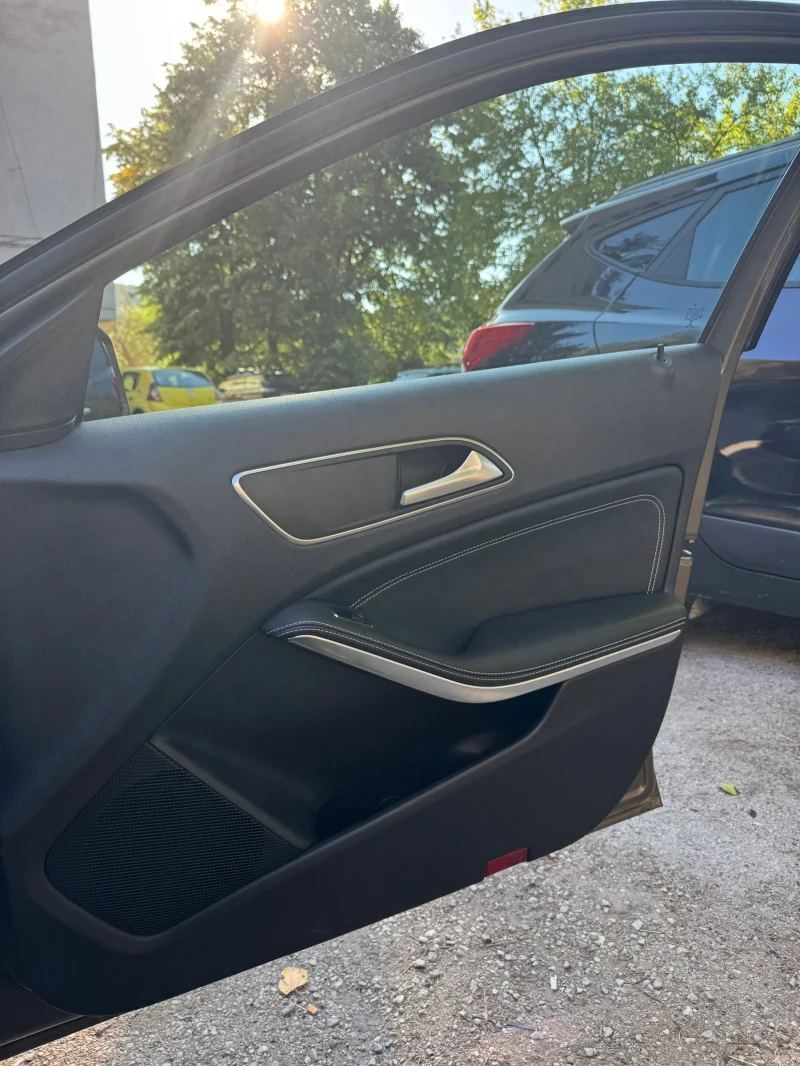 Mercedes-Benz A 180, снимка 13 - Автомобили и джипове - 52395898