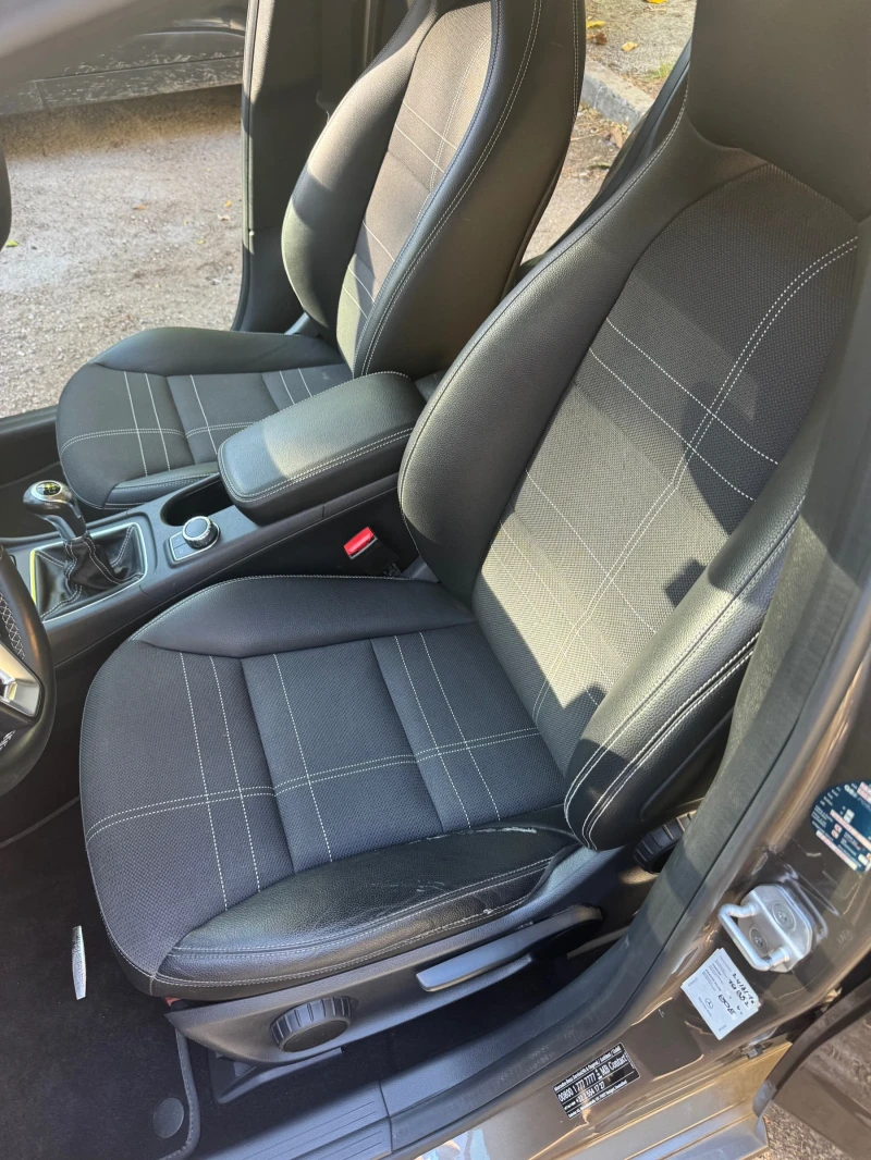 Mercedes-Benz A 180, снимка 9 - Автомобили и джипове - 52395898