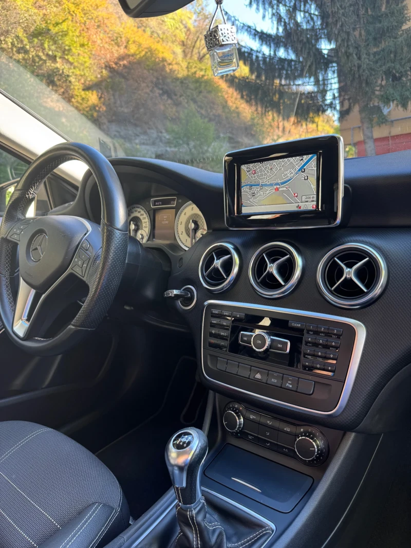 Mercedes-Benz A 180, снимка 15 - Автомобили и джипове - 52395898