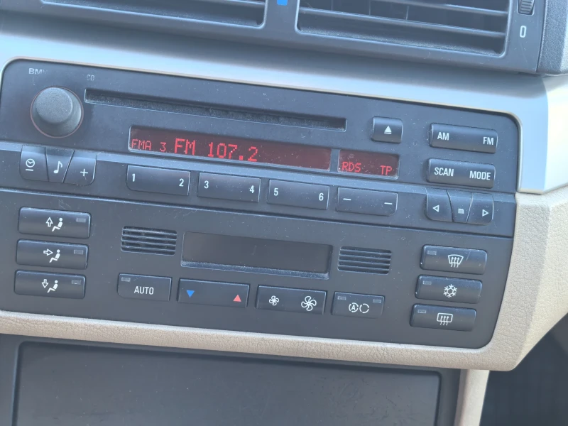 BMW 320 E46 2.0 face, снимка 12 - Автомобили и джипове - 52592494